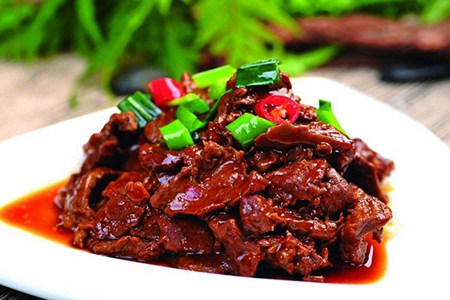 红烧牛肉的做法 最正宗的做法，家常的红烧牛肉做法