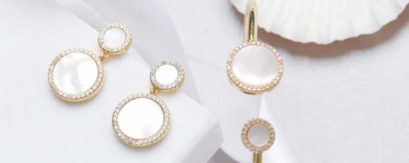 白贝母为什么不能碰水 为什么白贝母不能沾水 十号生活百科